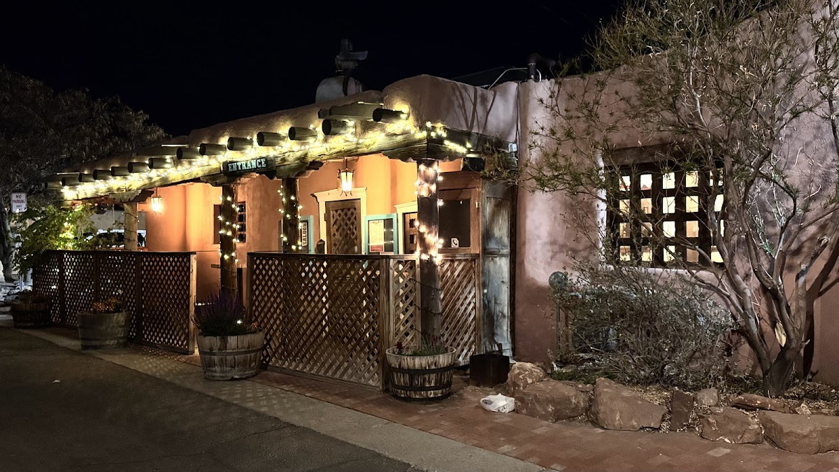 High Noon Restaurant & Saloon 4