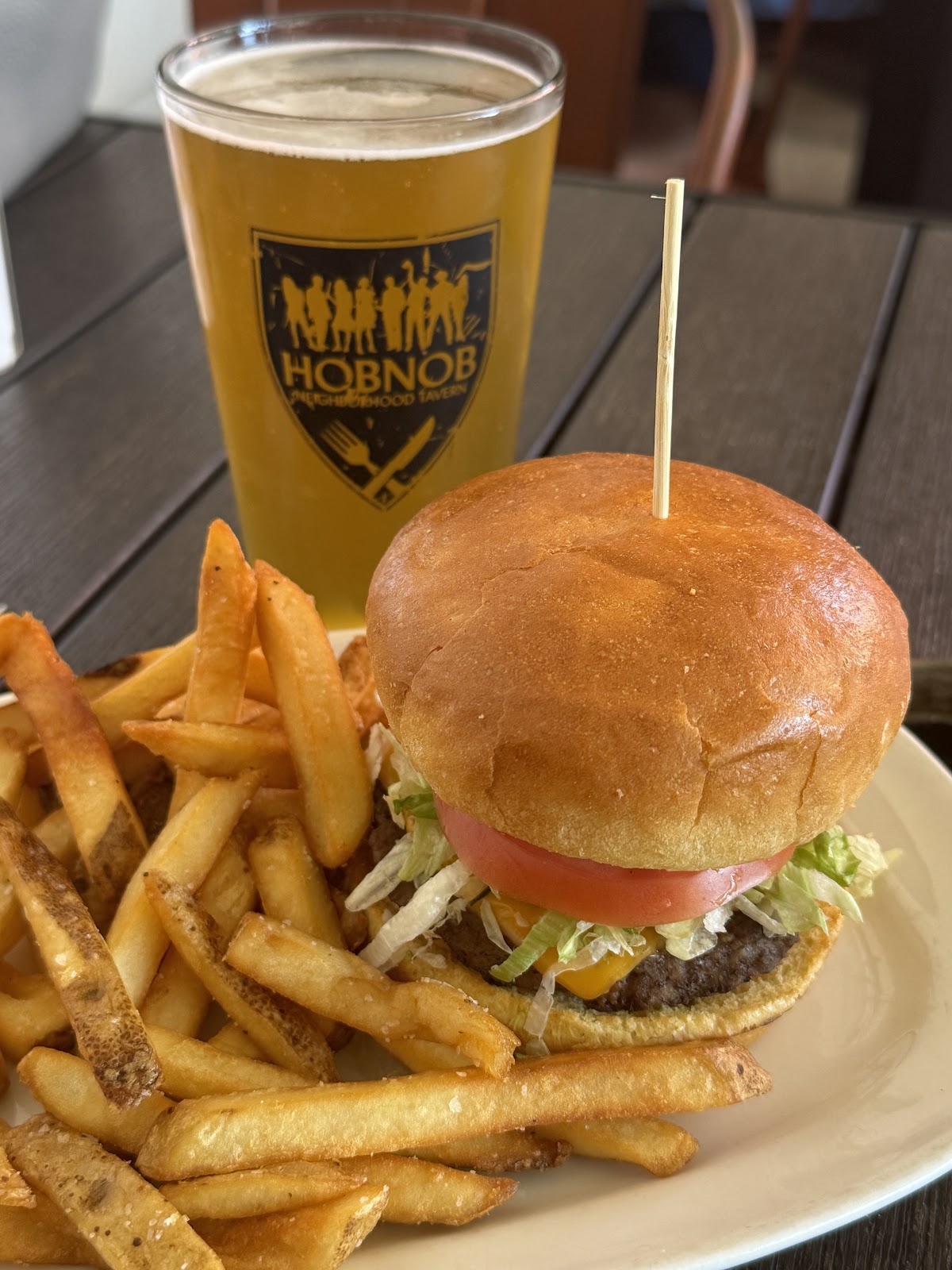 HOBNOB Neighborhood Tavern 3