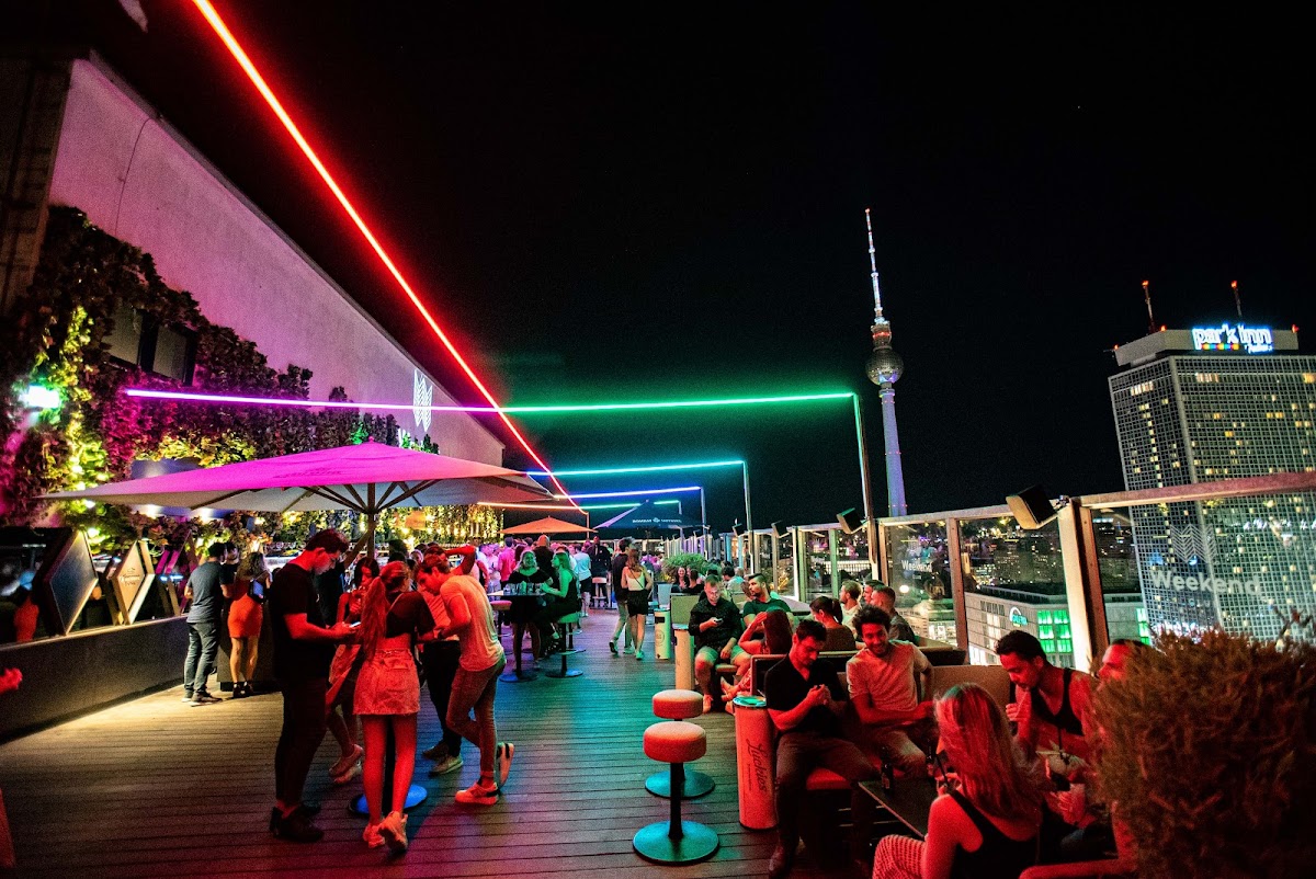 House of Weekend, foto 1