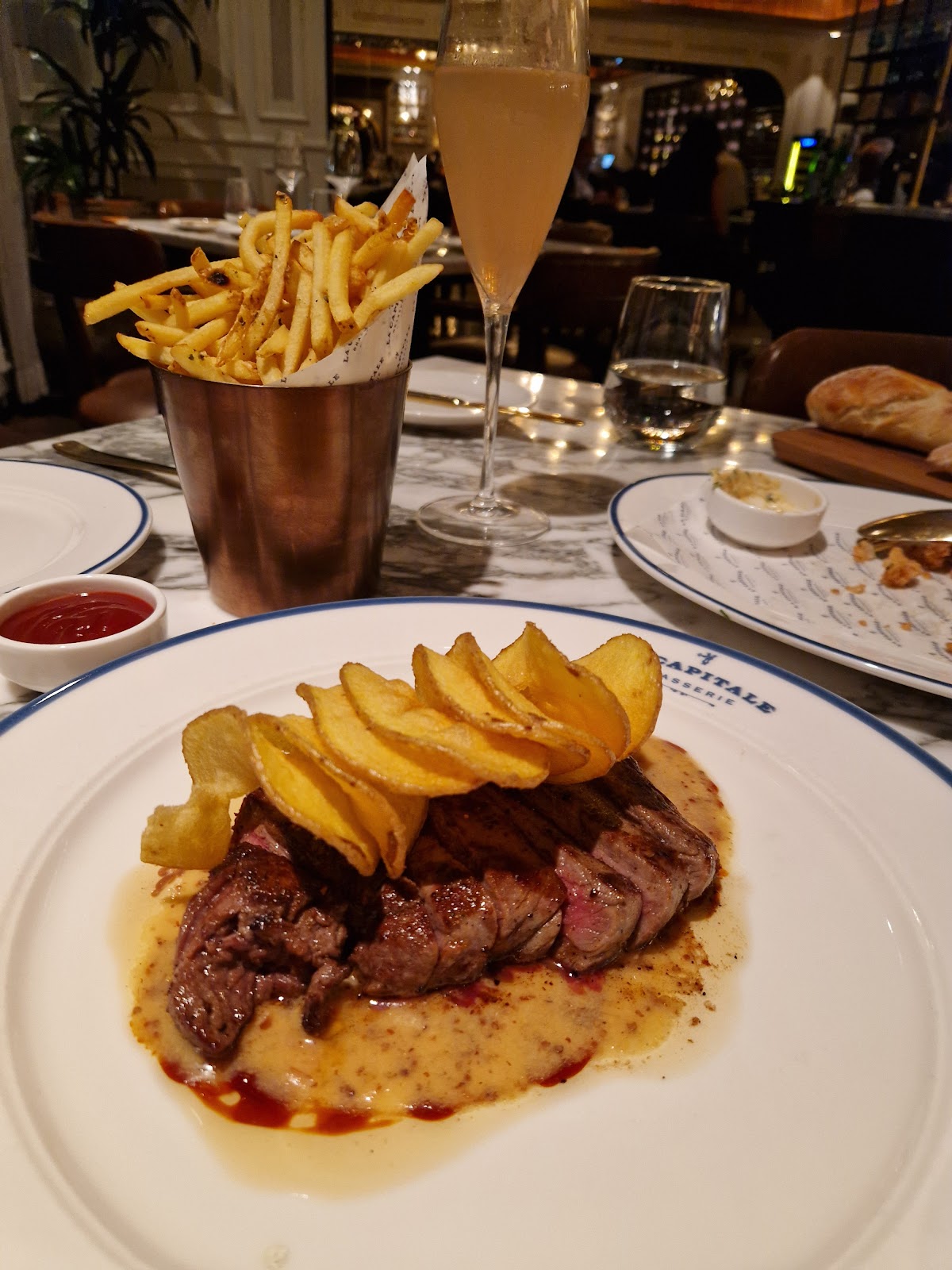 La Capitale Restaurant, foto 3