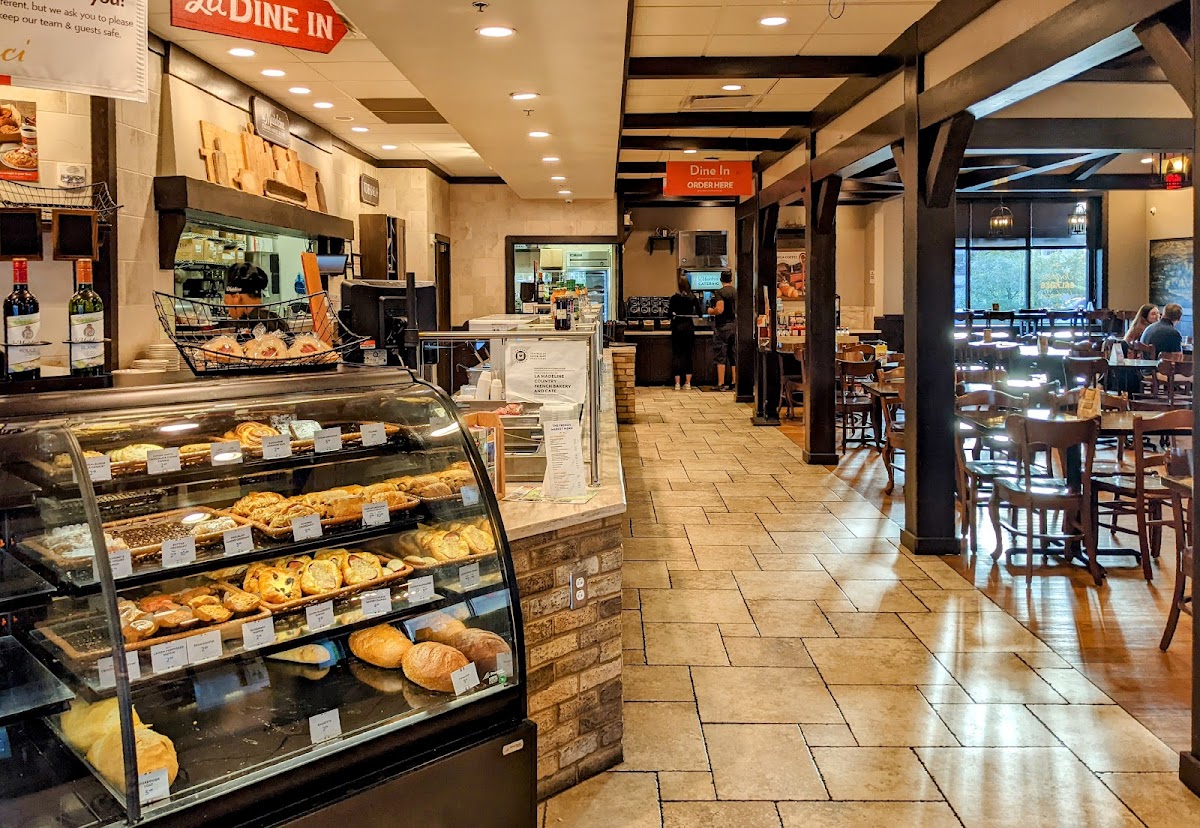 la Madeleine - Romantic date spot in Albuquerque