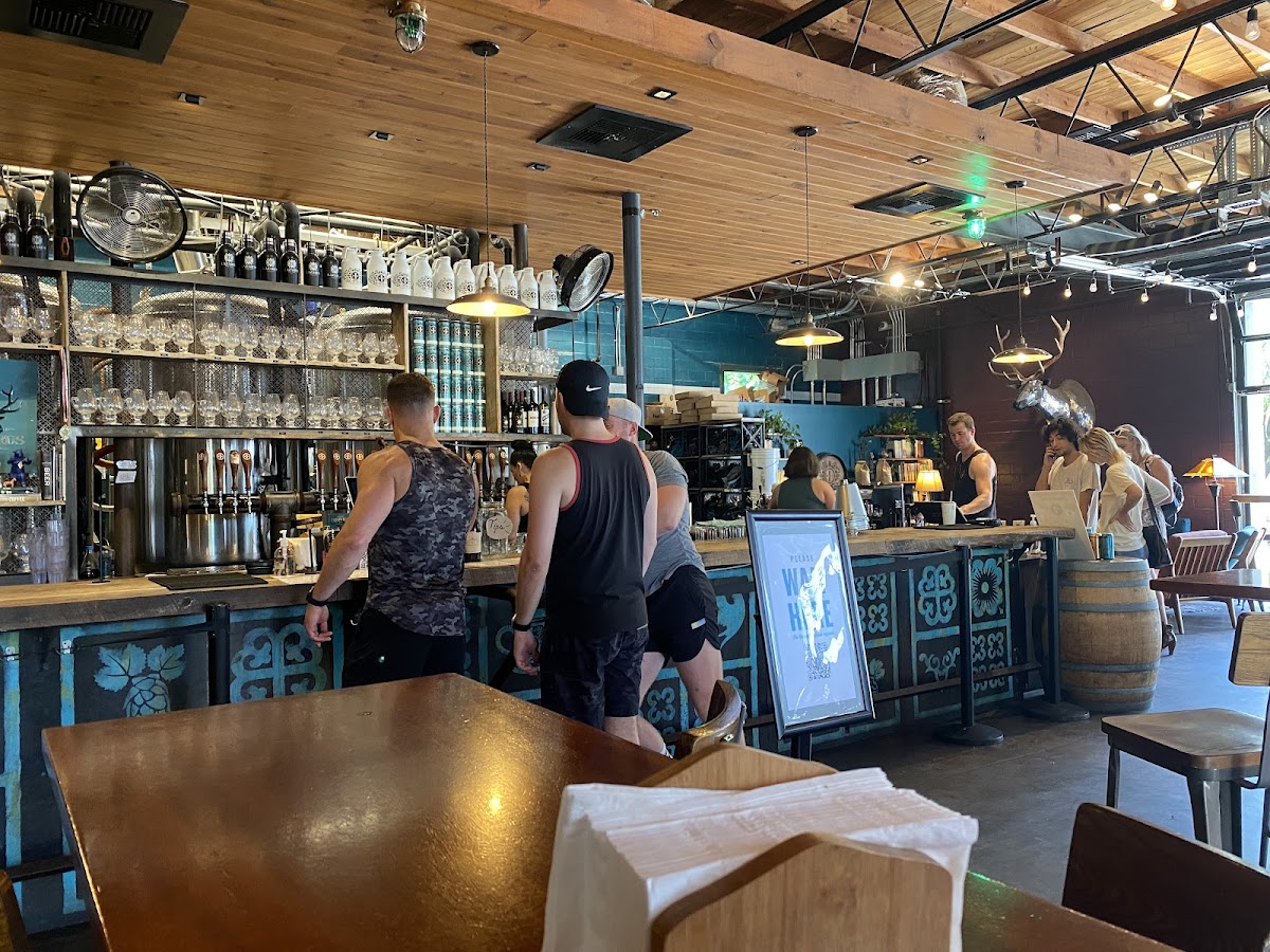 Lazarus Brewing Co. East 6th, Foto 3