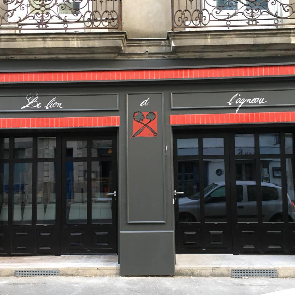 Le Lion et L'agneau, foto 1