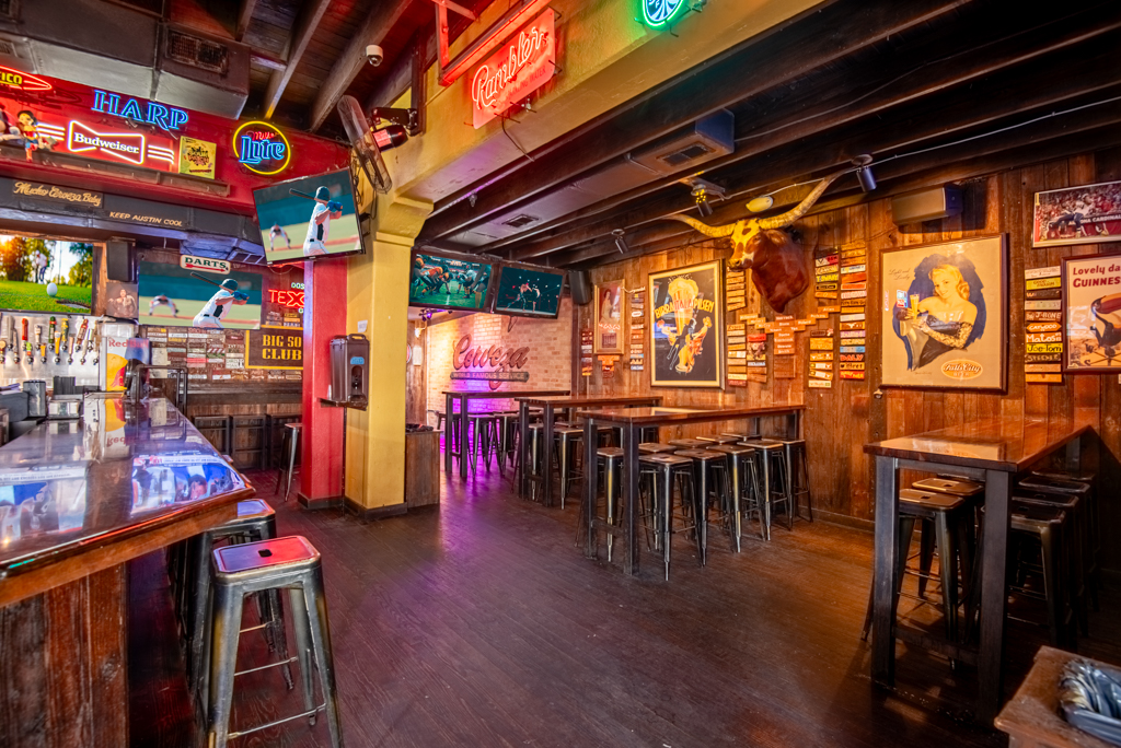 Little Woodrow's West 6th, photo 4