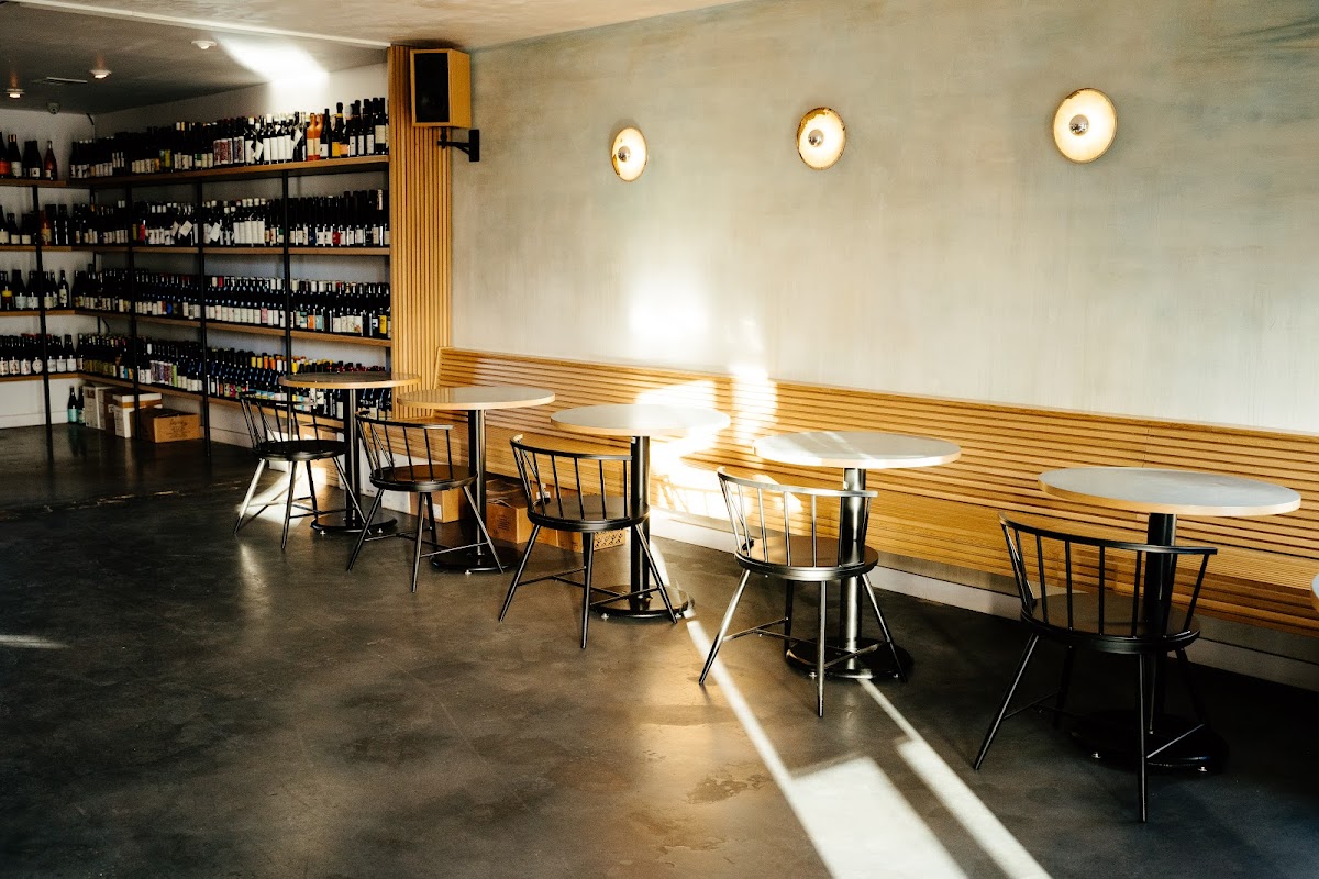 LoLo - Romantic date spot in Austin