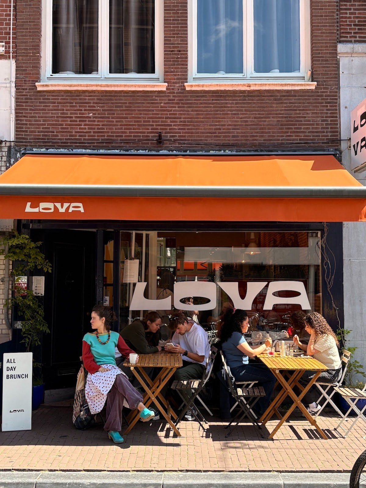 Lova - All Day Brunch & Breakfast, Foto 2