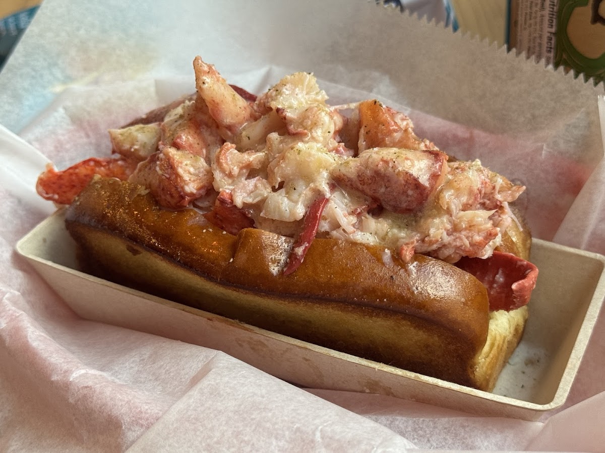 Luke's Lobster Back Bay 3