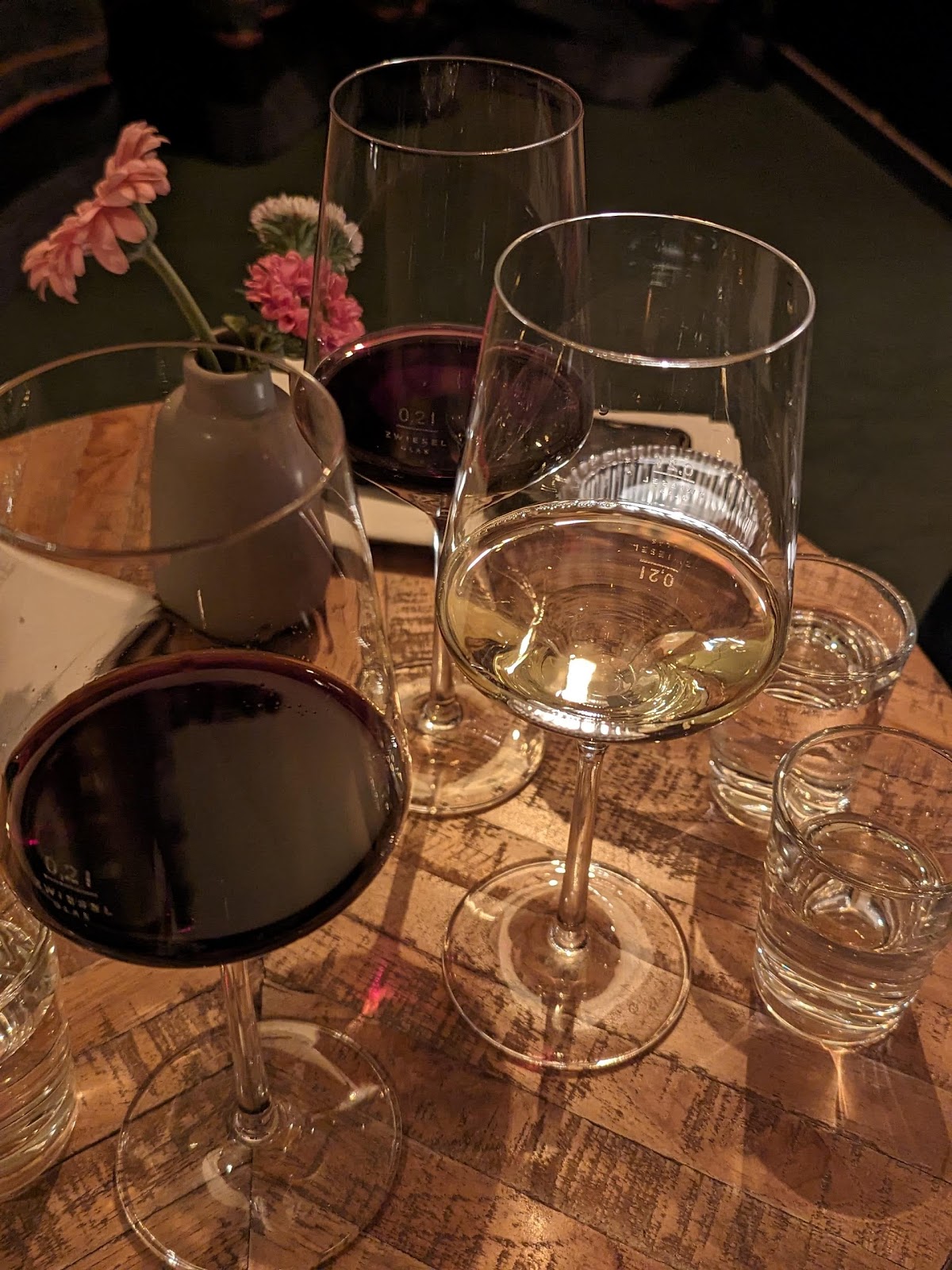 LVQ Wine Bar and Retailer, foto 3