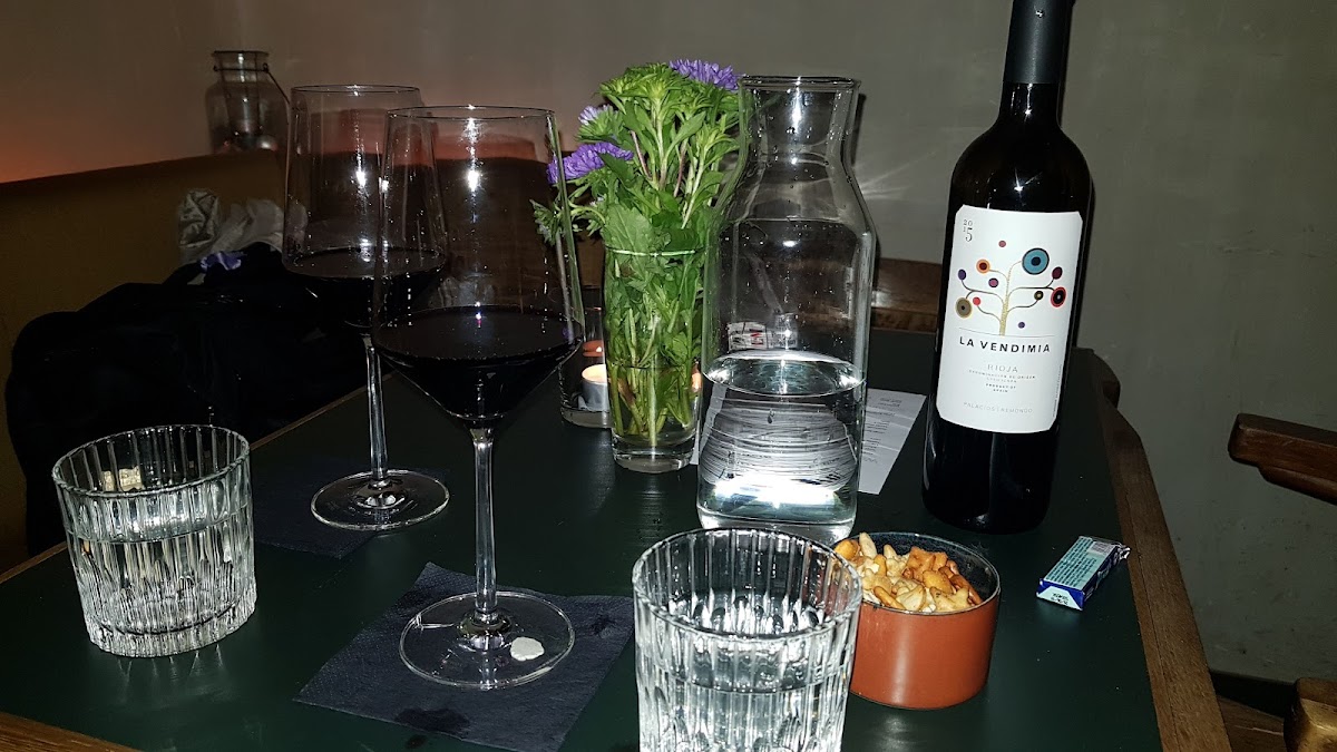 LVQ Wine Bar and Retailer, foto 2