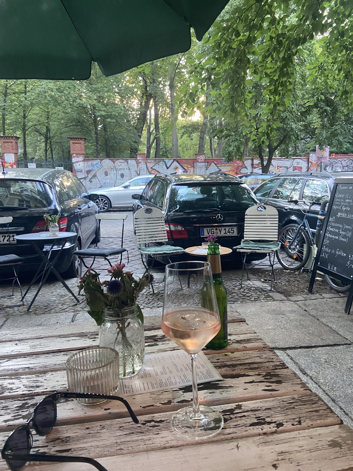 LVQ Wine Bar and Retailer, foto 1