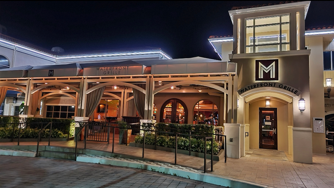M Waterfront Grille, foto 4