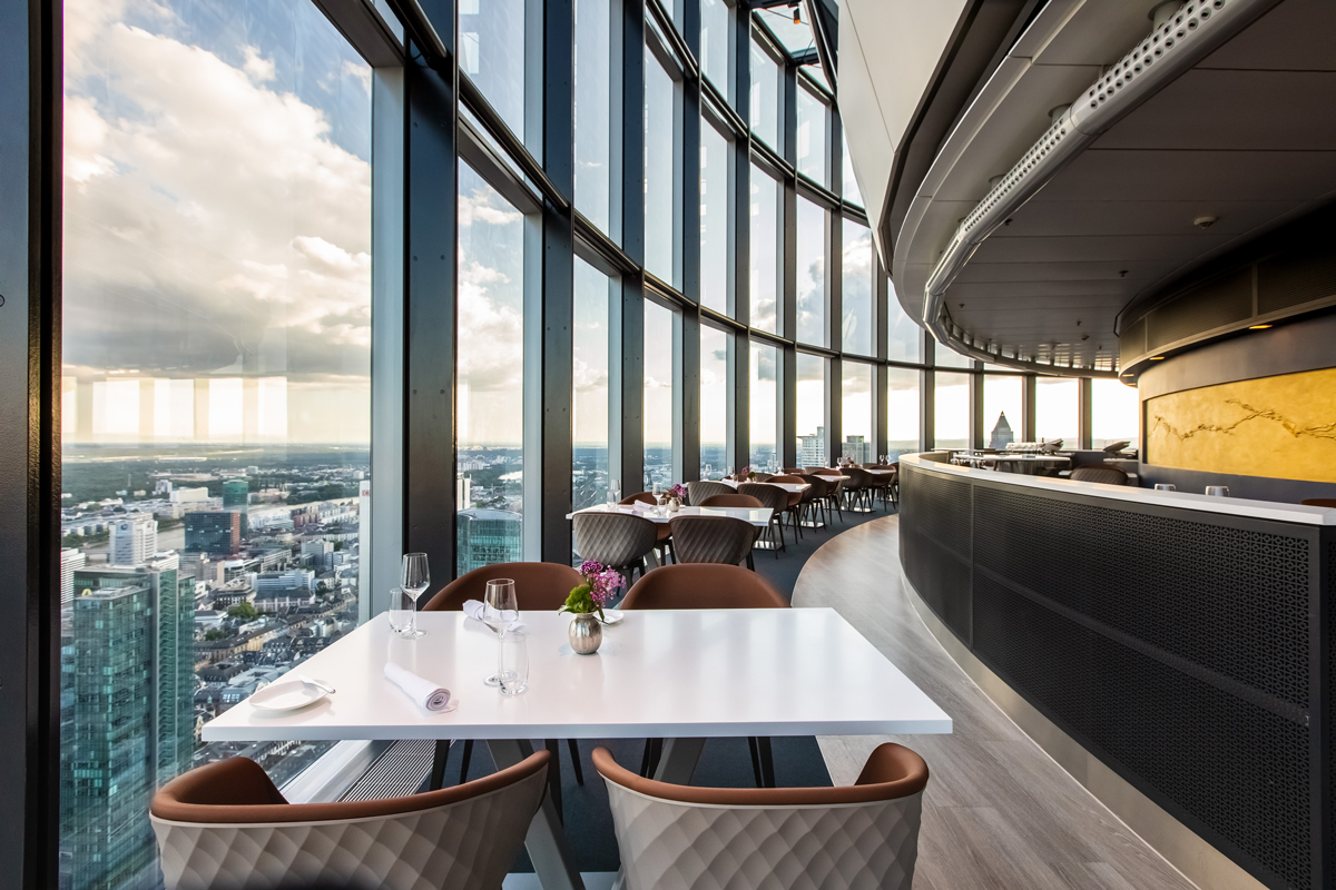 Main Tower Restaurant & Lounge, Foto 3