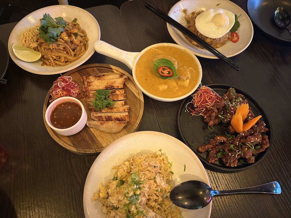 Mangosteen Cotham Hill (Thai Tapas & Bar), photo 3
