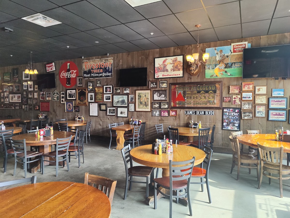 Manuel's Tavern - Romantic date spot in Atlanta