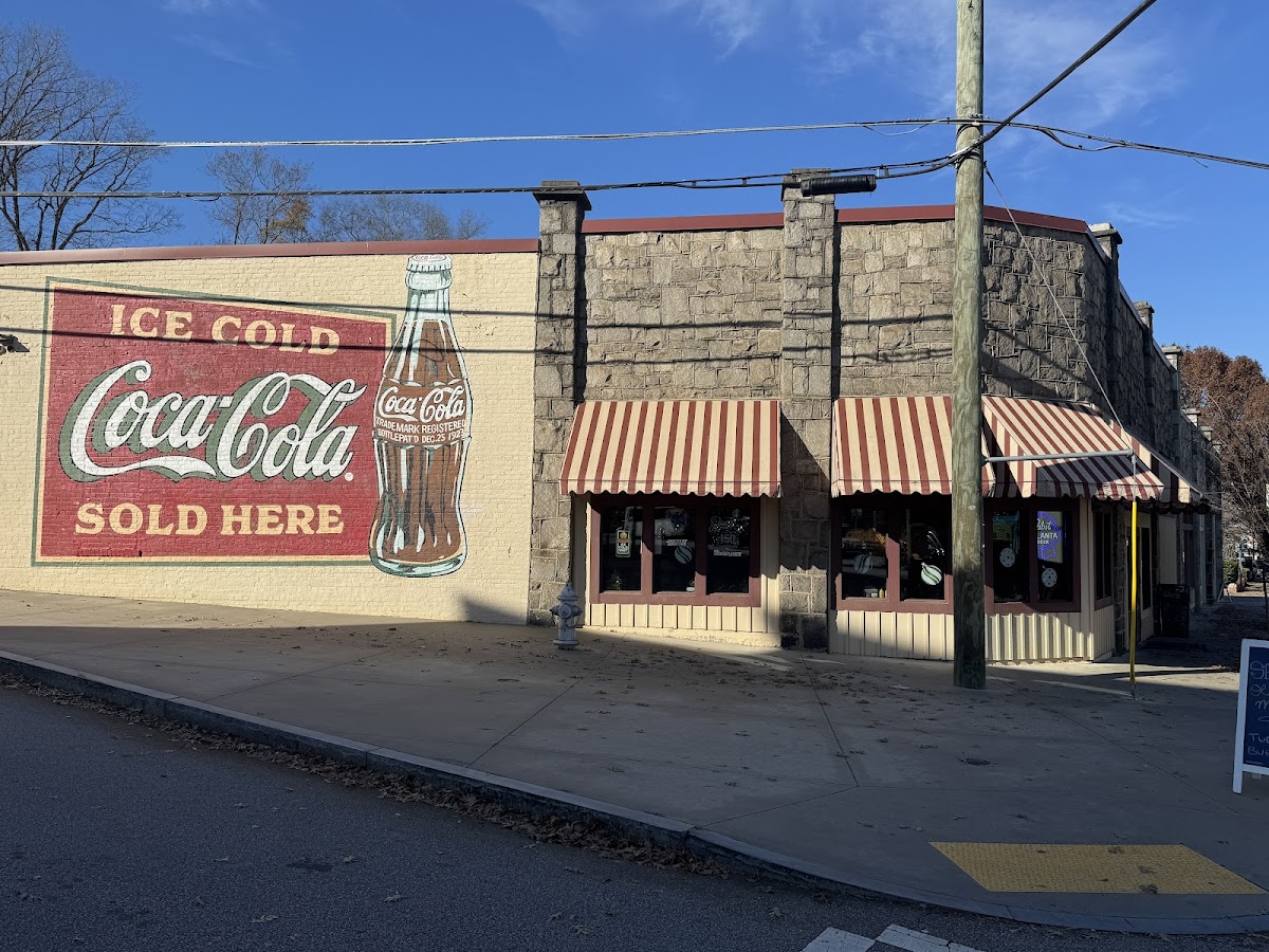 Manuel's Tavern 3
