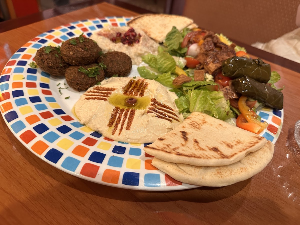 Mazaya Cafe 4