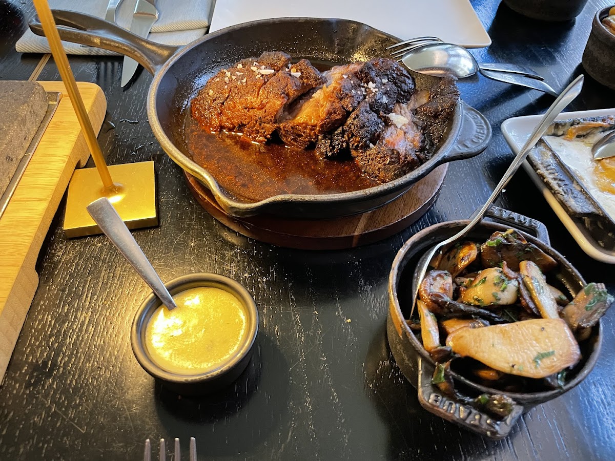 [m]eatery restaurant & botanist bar Hamburg, foto 4