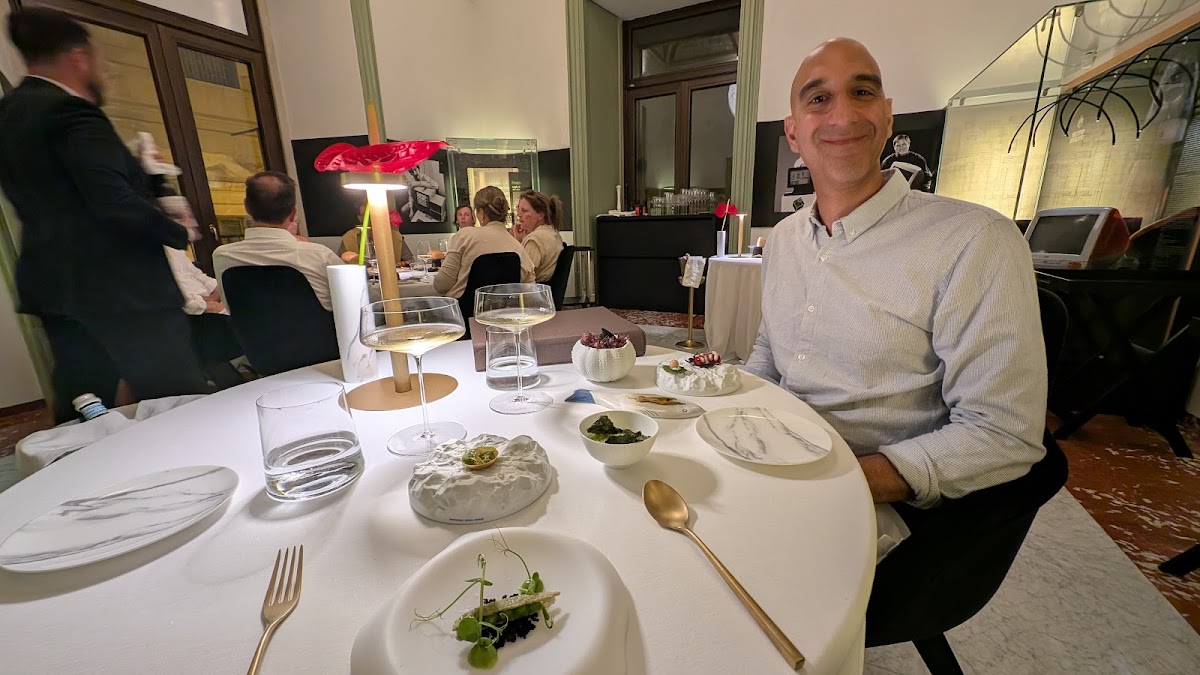 MEC Restaurant, photo 1