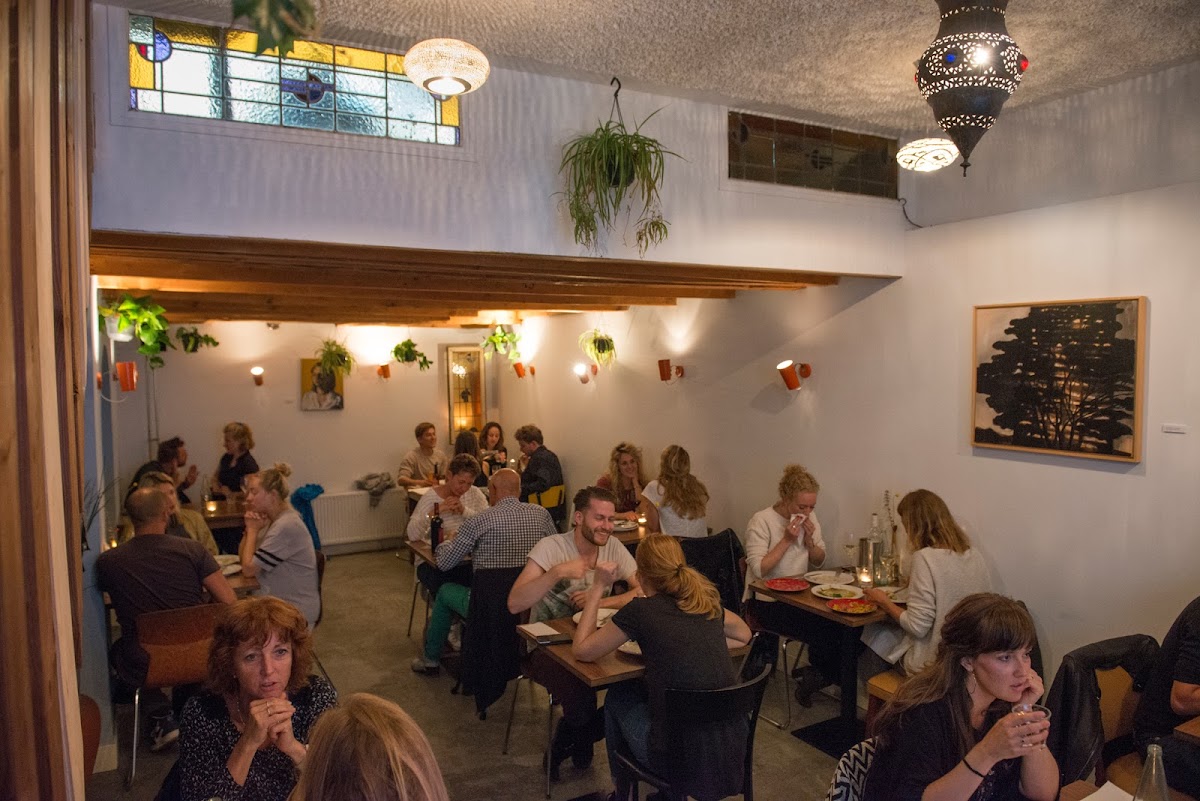 Meneer De Wit Heeft Honger - Romantic date spot in Amsterdam