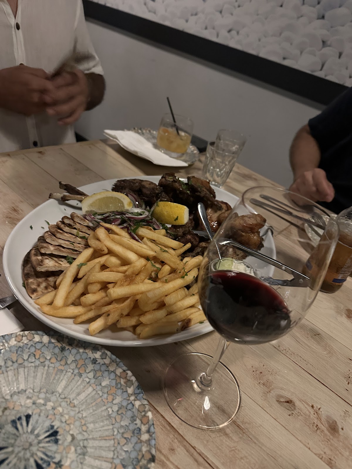 MERAKI Greek Taverna, Foto 4