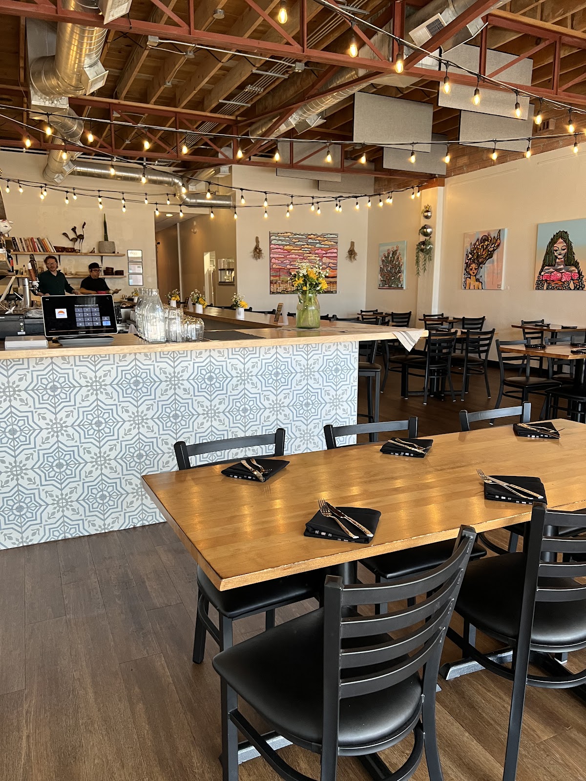 Mesa Provisions - Romantic date spot in Albuquerque