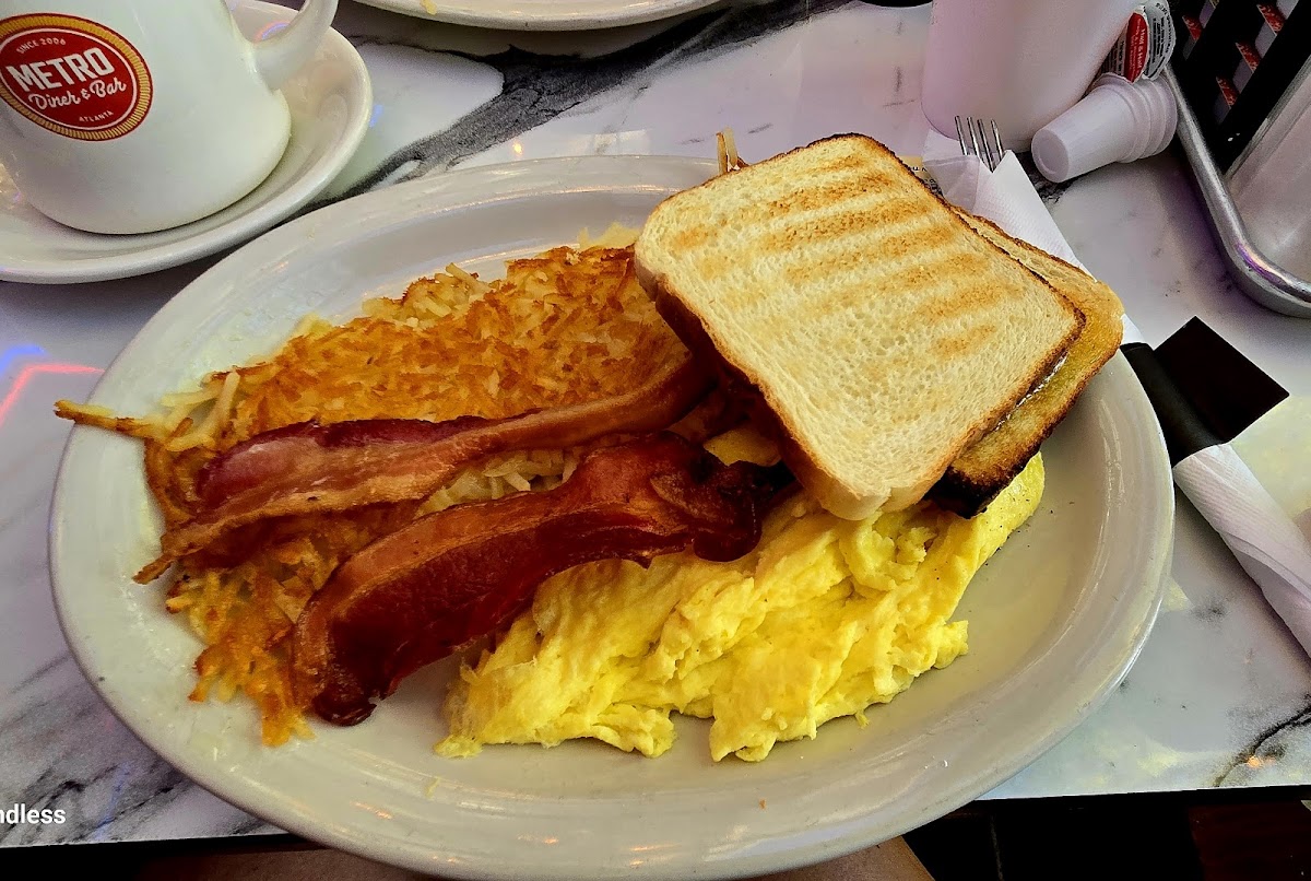 Metro Diner and Bar 3