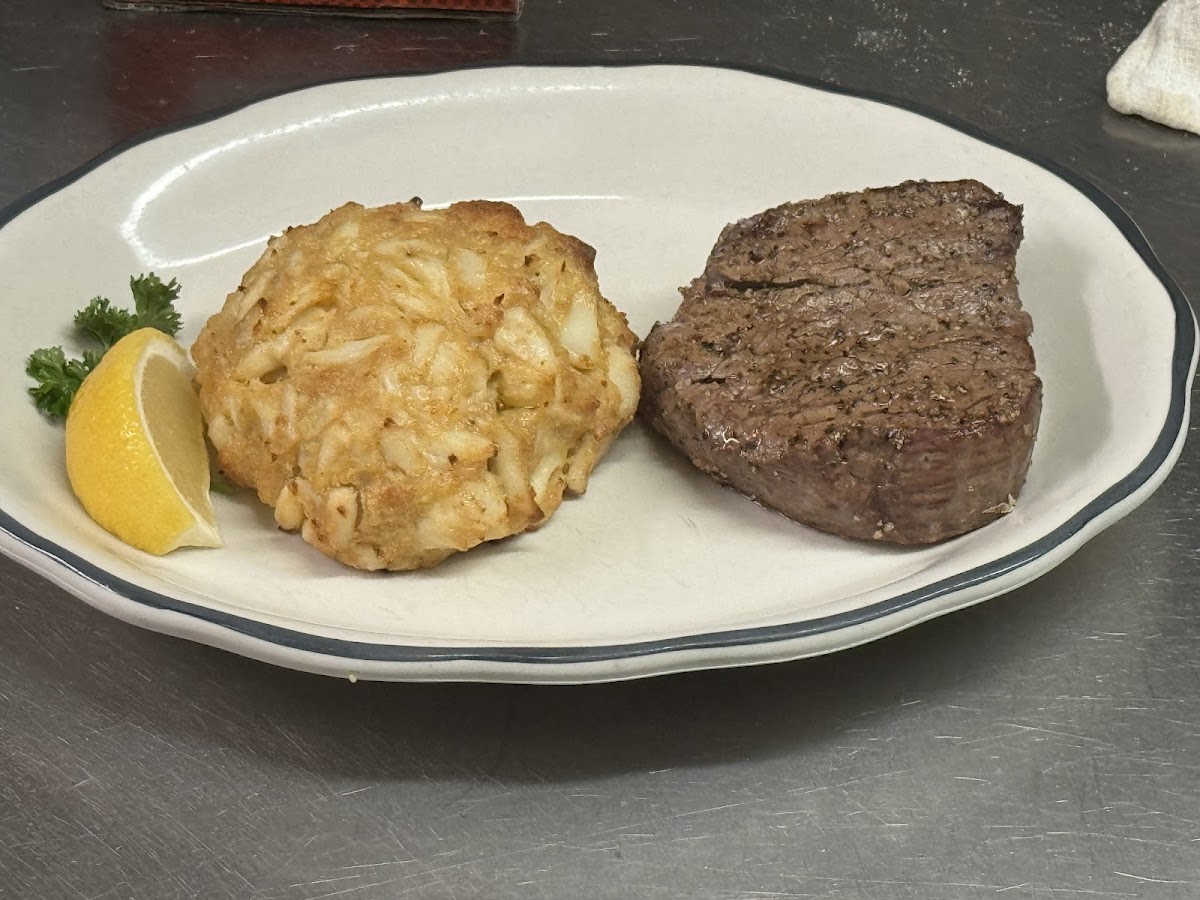 Michael's Steak & Lobster House 4
