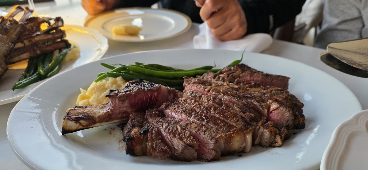 Mill Pond Steak & Seafood, foto 3