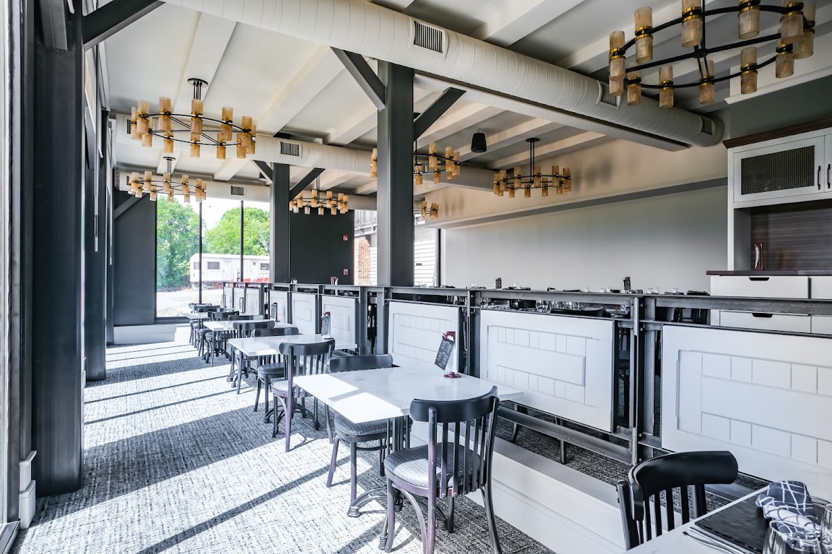 Millhouse Kitchen + Bar, foto 1