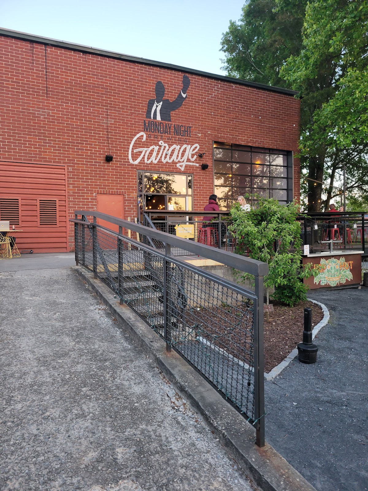 Monday Night Brewing - The Garage 3