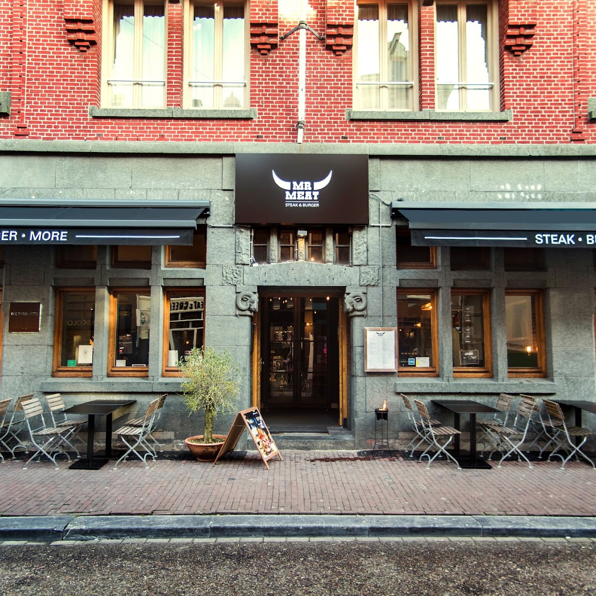 Mr. Meat Steakhouse, photo 2