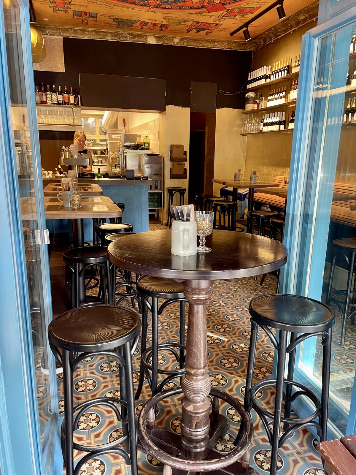 MUSCHELBAR, foto 1