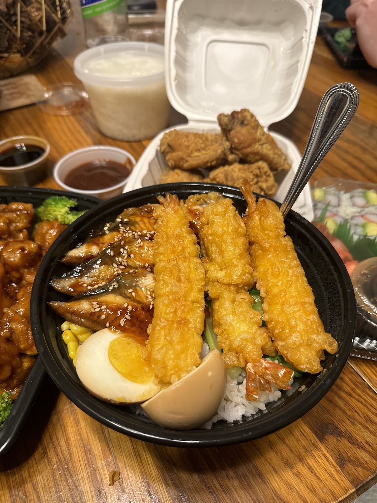 New Asian Taste sushi & Ramen Noodles 3