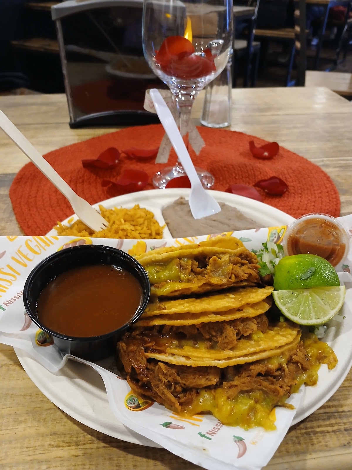 Nissi Vegan Méxican Cuisine 4