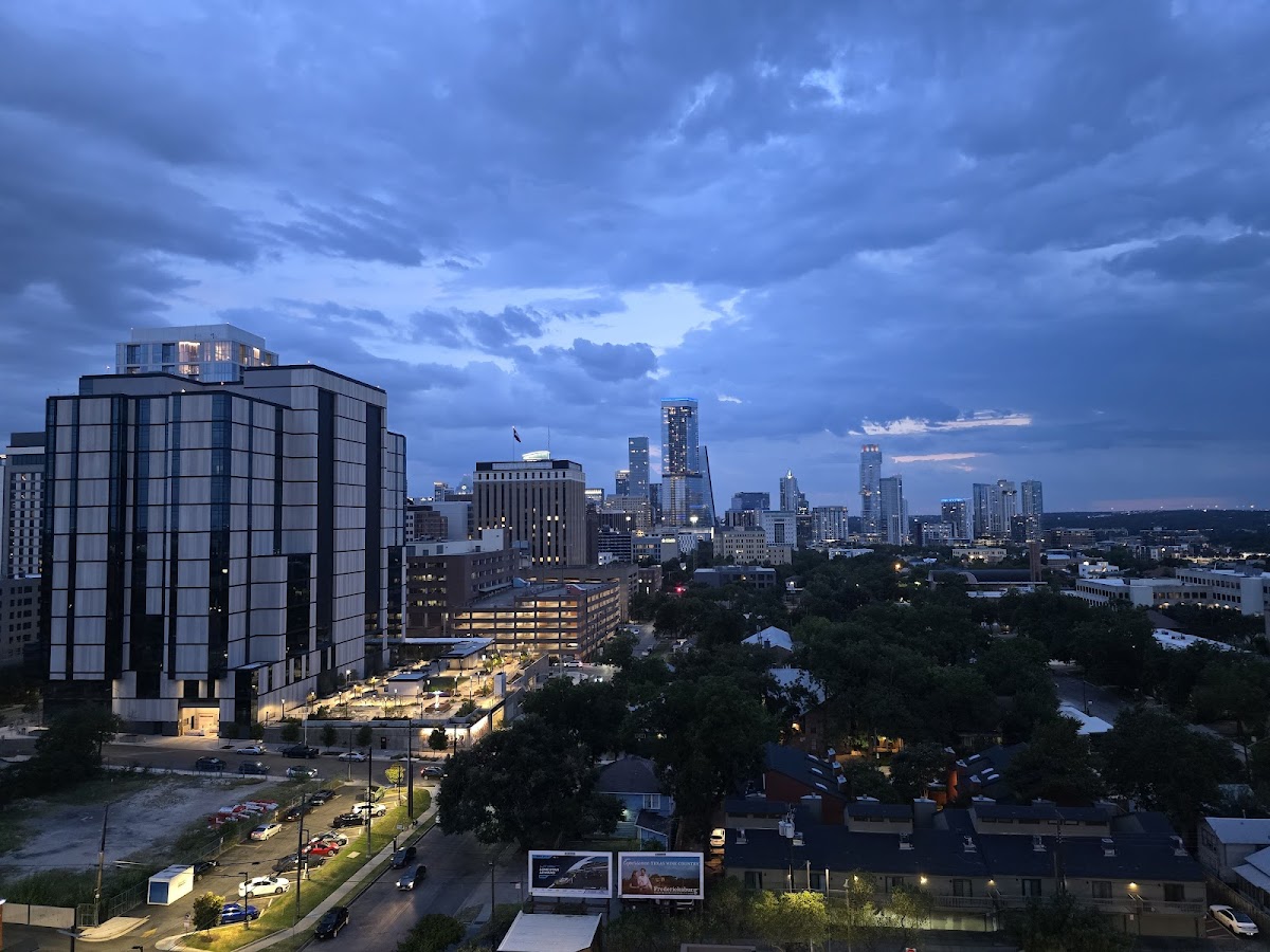 Otopia Rooftop Lounge 4