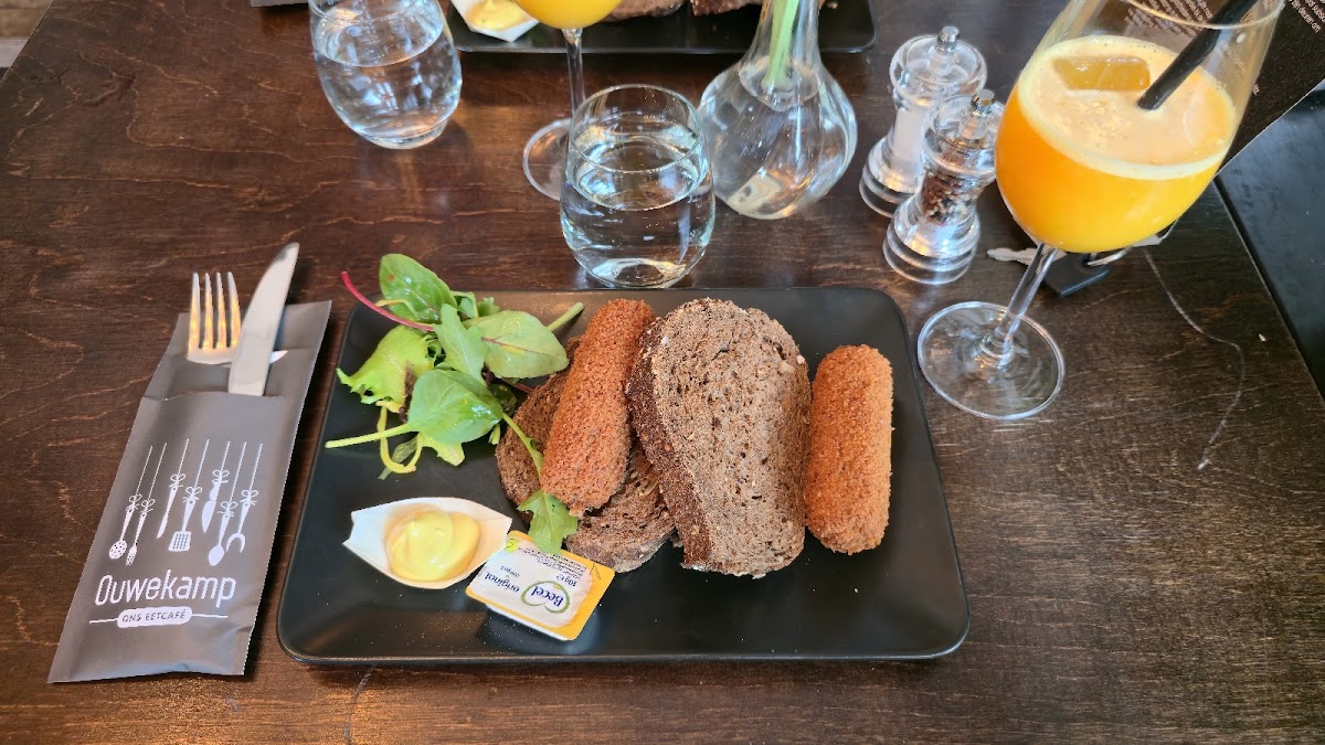Ouwekamp, ons eetcafé, photo 2