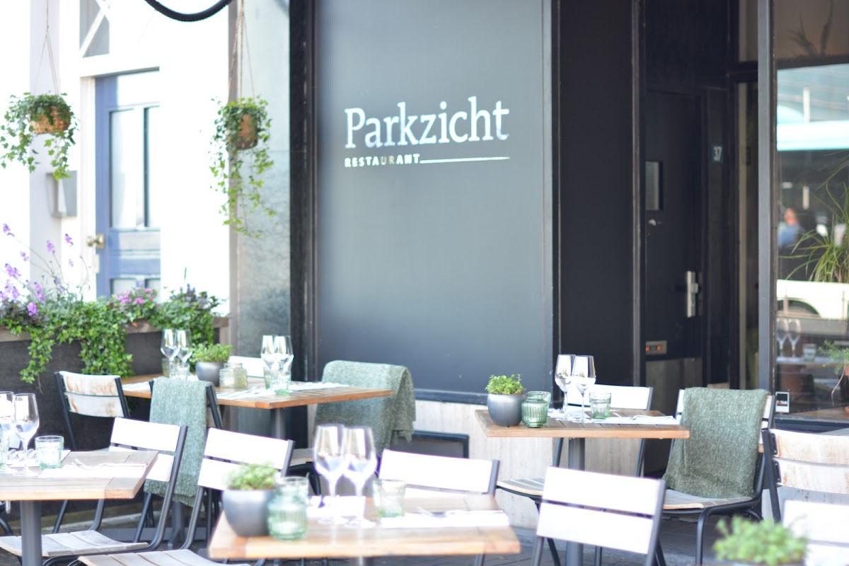 Parkview, photo 1
