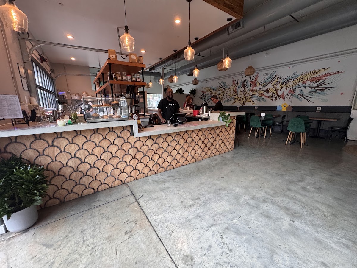 Peoples Town Coffee Bar 4
