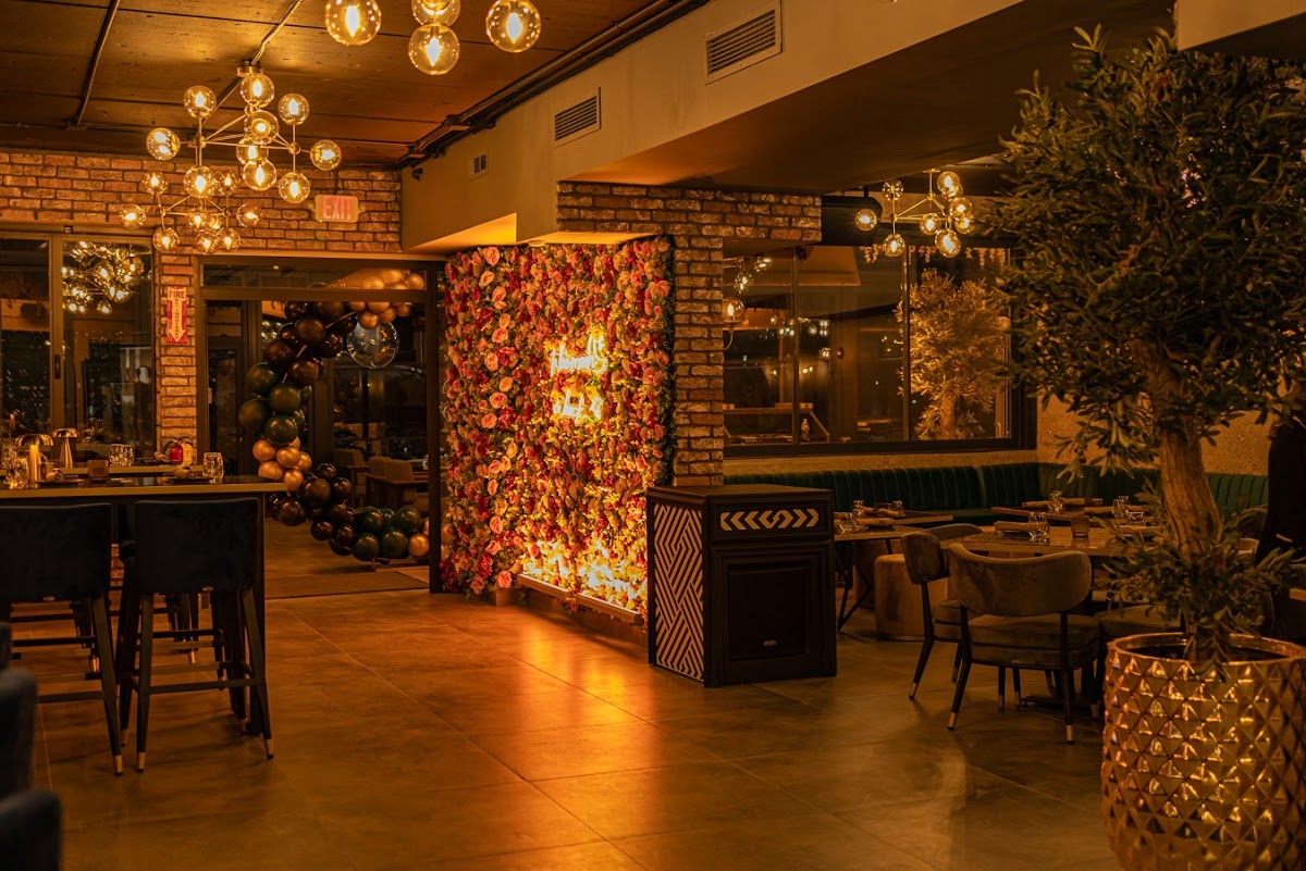 Pera Bistro - Romantic date spot in Atlanta