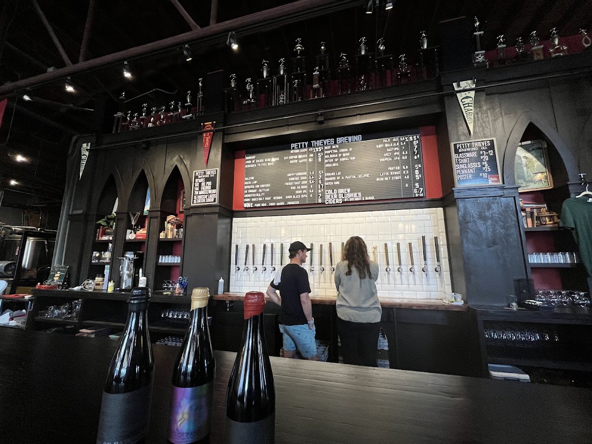 Petty Thieves Brewing Co 2