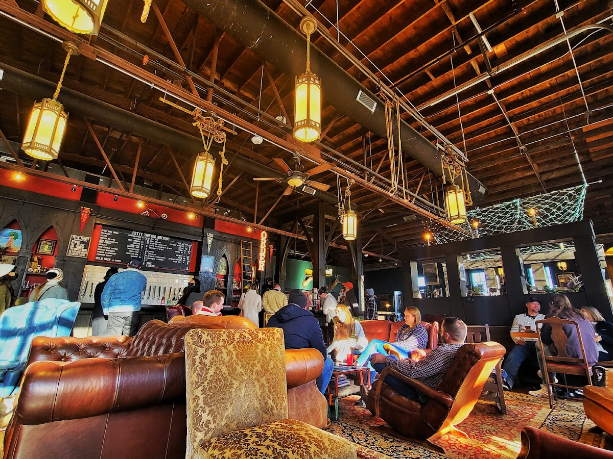 Petty Thieves Brewing Co 3