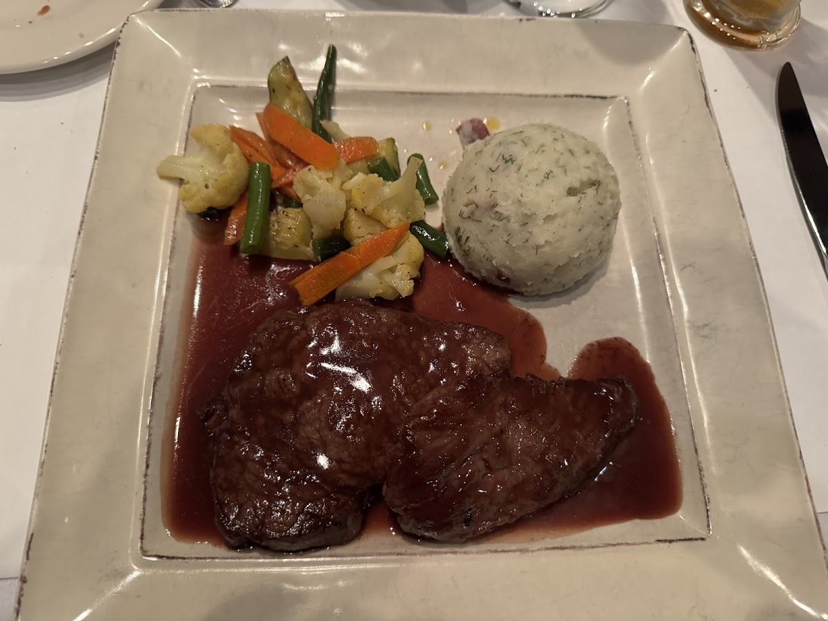 Pirogue Grille, photo 3