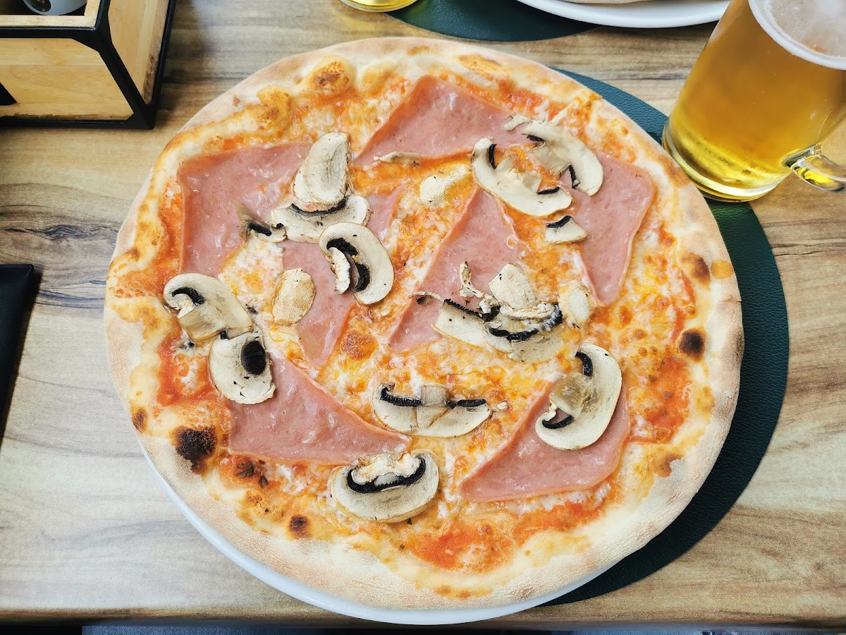 Pizzeria La Casa, photo 4