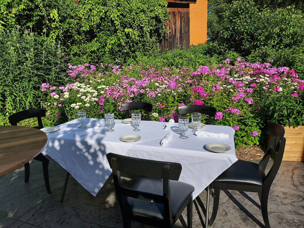 Poolville Country Store Fine Dining Restaurant and Bed & Breakfast, foto 1