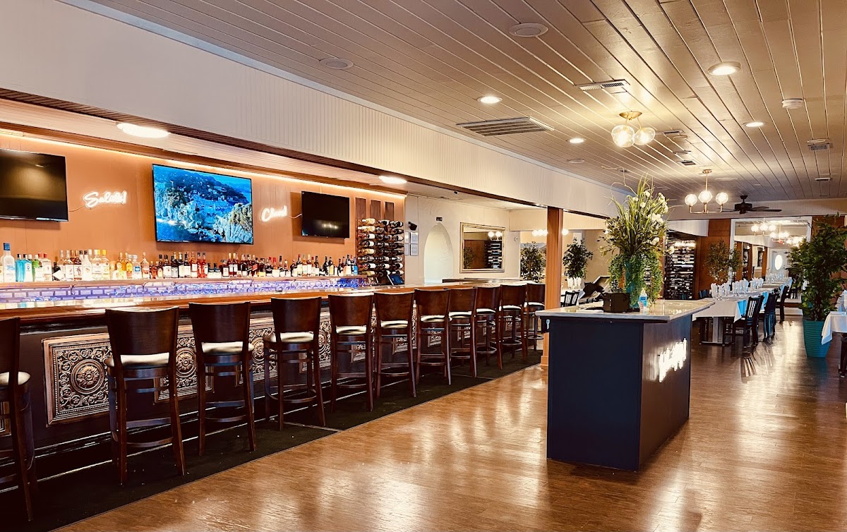 Portofino Italian Kitchen & Wine Bar, photo 1
