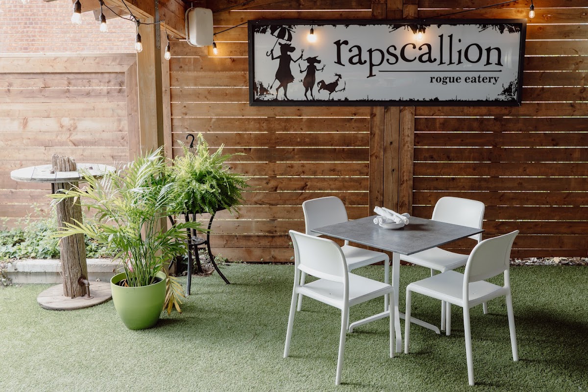 Rapscallion and Co., foto 1
