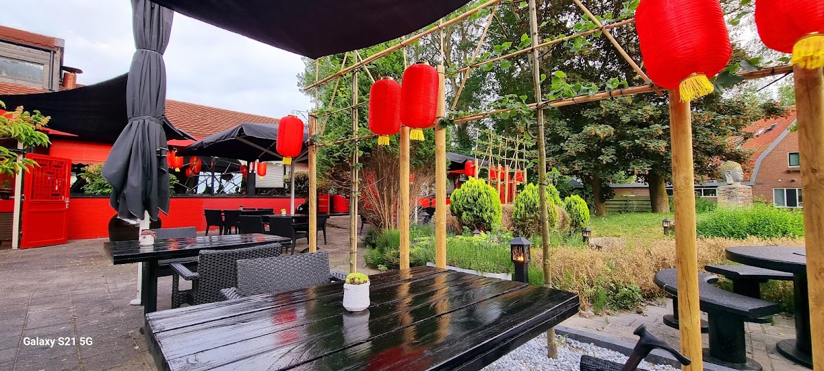 Red Chilli, Foto 1