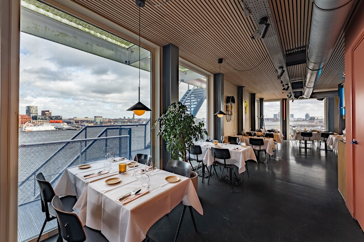 REM | Restaurant - Rooftop - Bar, foto 1