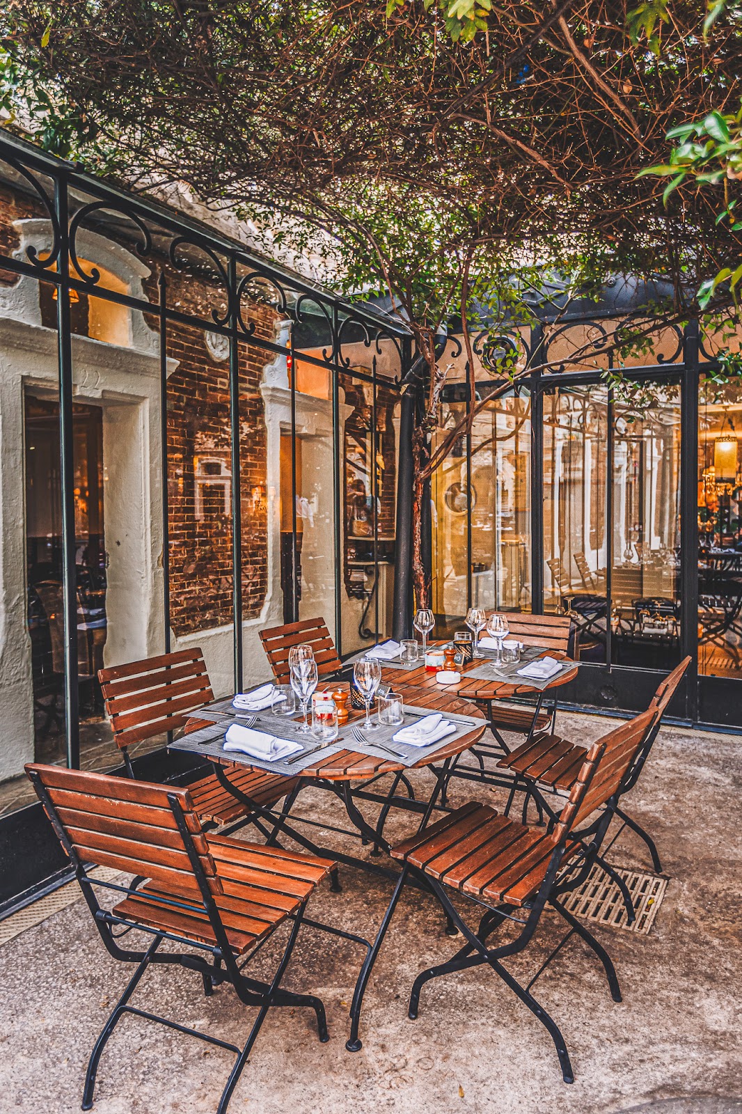 Restaurant aux bains de Montpellier, foto 1