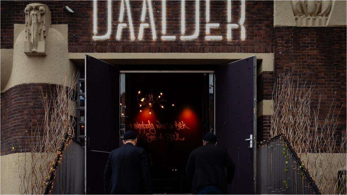 Restaurant Daalder* - Romantic date spot in Amsterdam